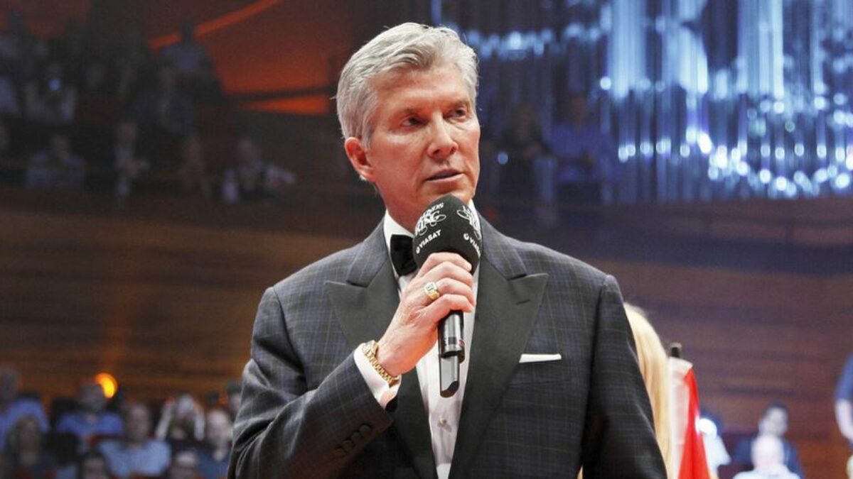 michael buffer net worth age bio wiki weight wife kids 2021 2022 the personage