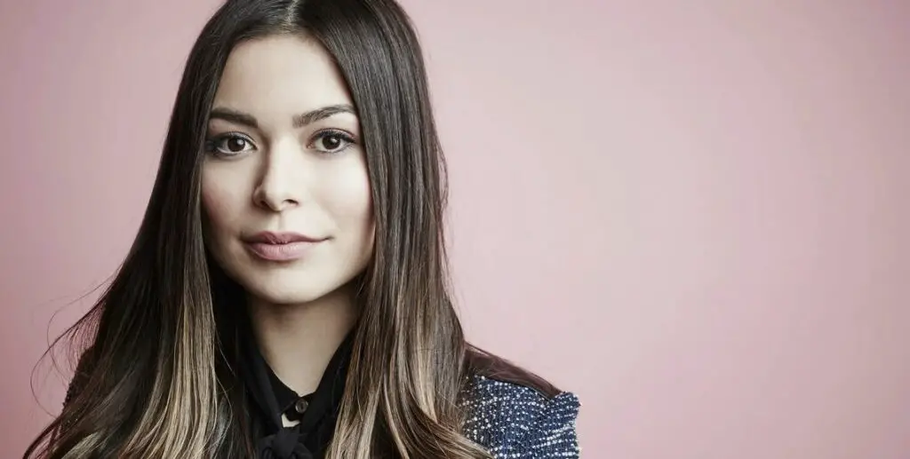 Miranda Cosgrove Net worth, Age Wife, BioWiki, Weight, Kids 2023 The