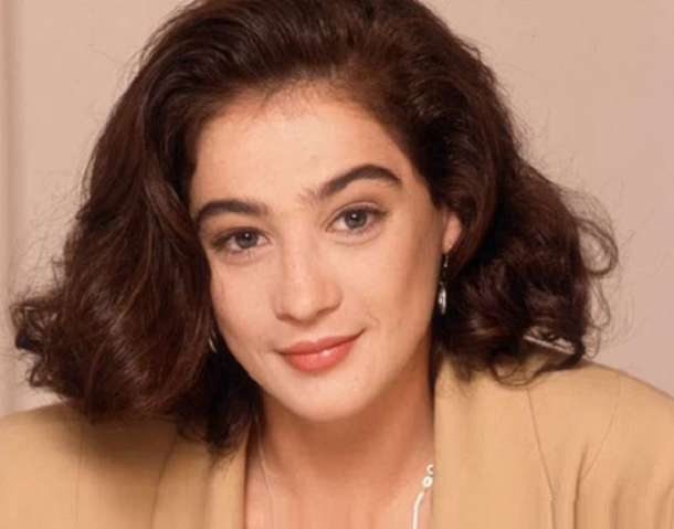 Moira Kelly