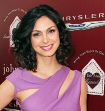 Morena Baccarin height