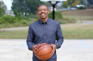 Muggsy Bogues Age, Net worth: Bio-Wiki, Kids, Weight, Wife 2024| The ...