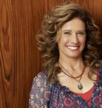 Nancy Travis net worth