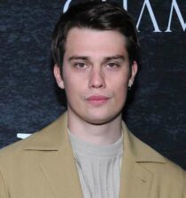 Nicholas Galitzine height