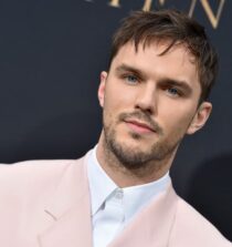 Nicholas Hoult height