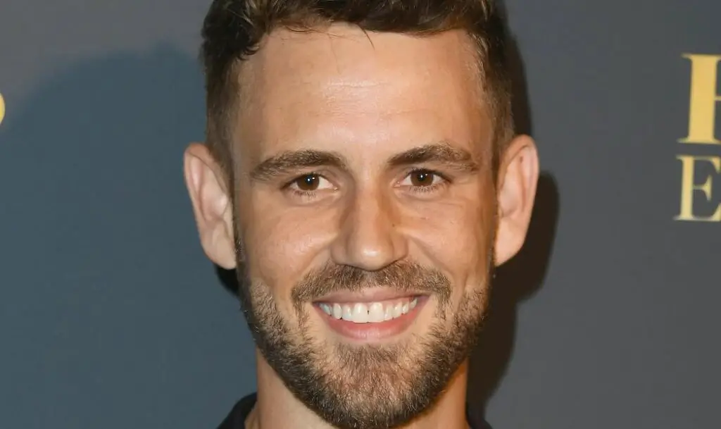 Nick Viall Age, Net worth BioWiki, Weight, Kids, Wife 2022 The