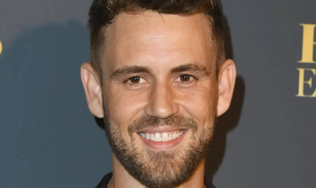 Nick Viall height