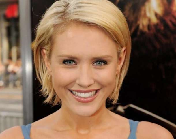 Nicky Whelan net worth