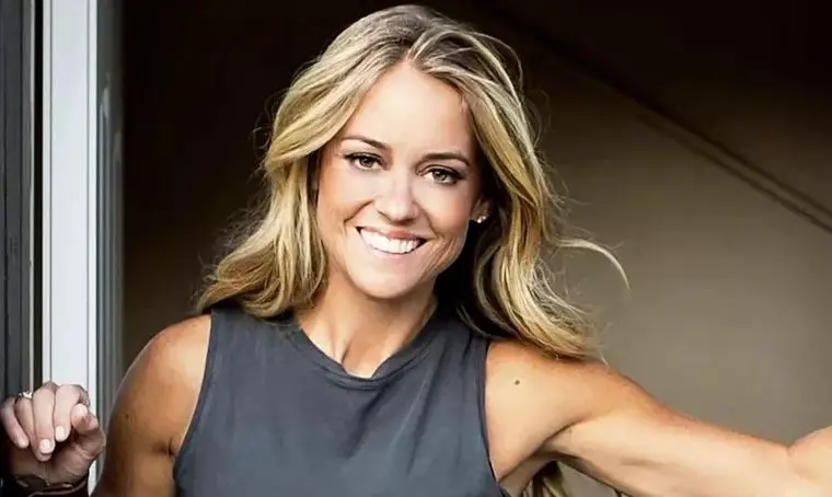 Nicole Curtis net worth