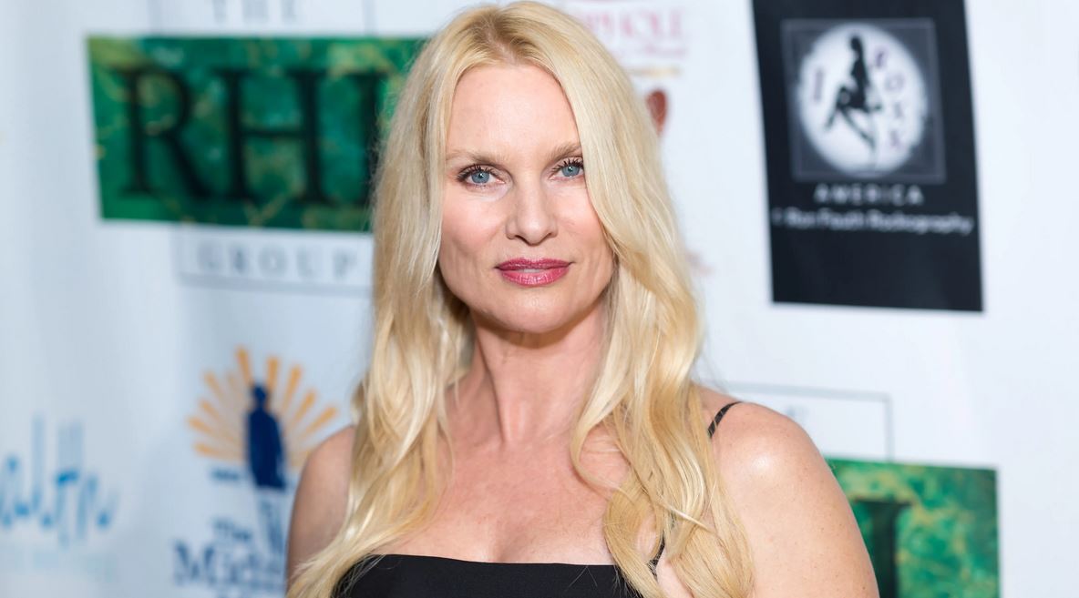 Nicollette Sheridan weight