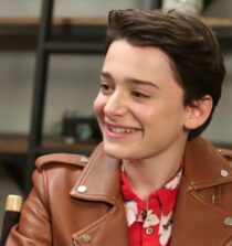 Noah Schnapp age