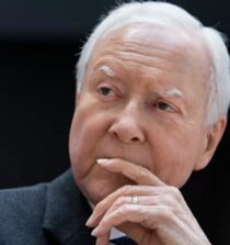 Orrin Hatch age