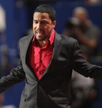 Pastor Darrell Scott net worth