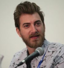 Rhett Mclaughlin height