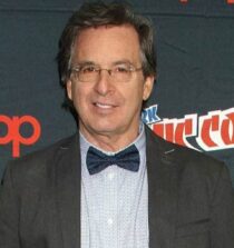 Robert Carradine weight