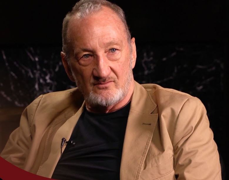 Robert Englund weight