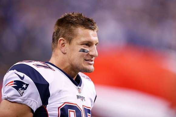 Robert James Gronkowski age