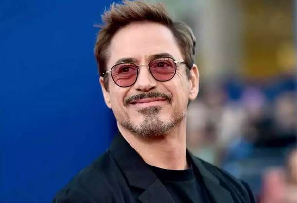 Robert John Downey, Jr