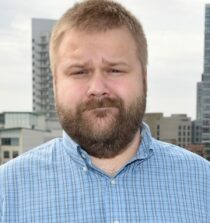 Robert Kirkman height