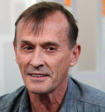 Robert Knepper weight