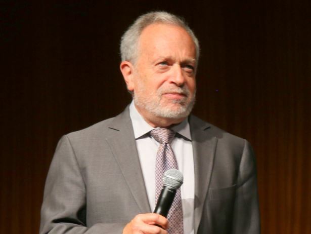 Robert Reich height