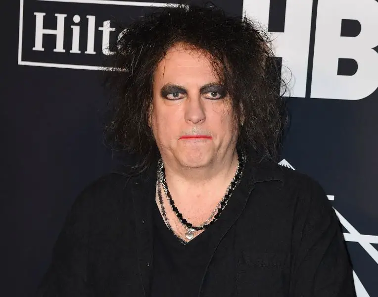 Robert Smith height