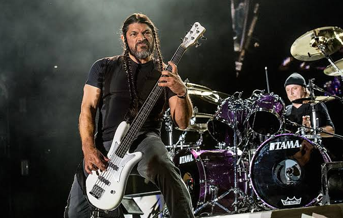 Robert Trujillo weight