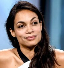 Rosario Dawson height