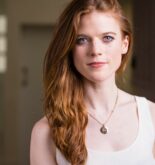 Rose Leslie weight