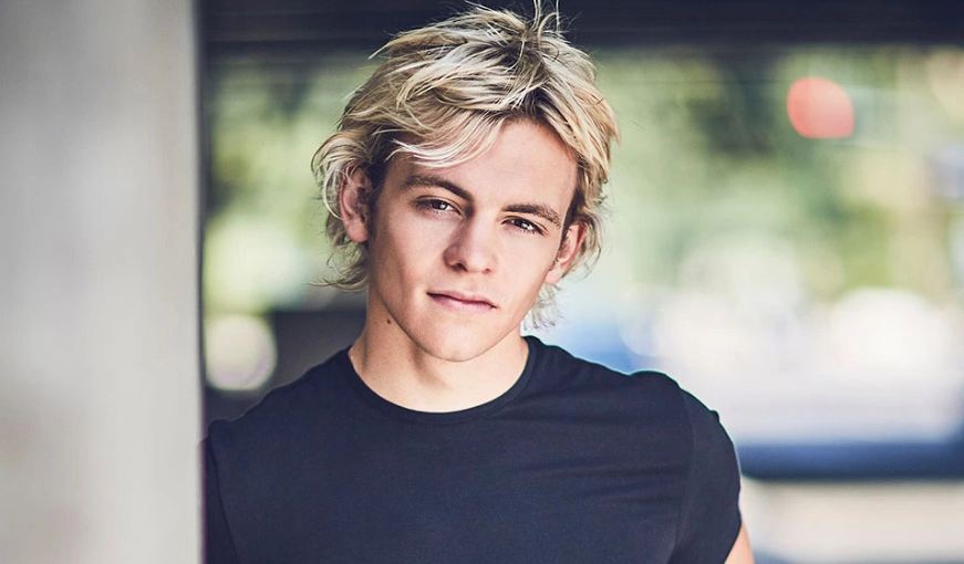 Ross Lynch age