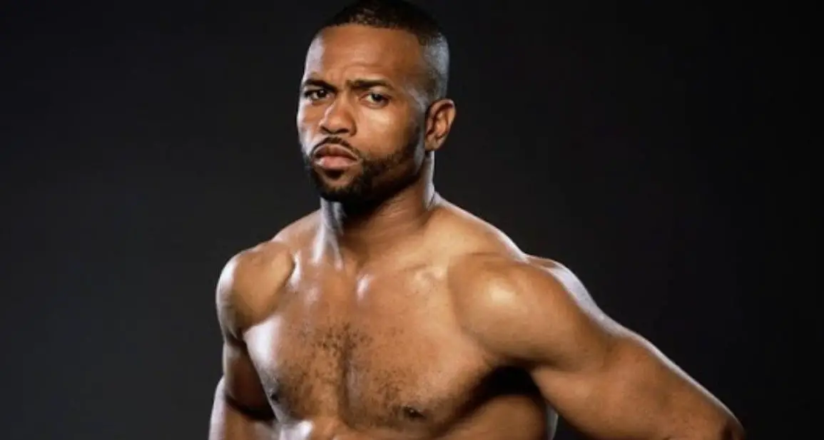 Roy Jones height