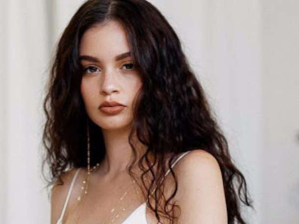 Sabrina Claudio