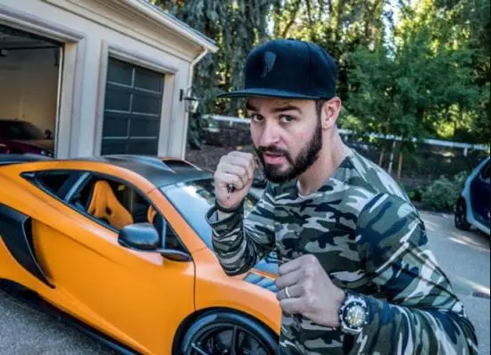 Fremskridt Sprout restaurant Salomondrin Age, Net worth: Wife, Weight, Bio-Wiki, Kids 2022 - The  Personage