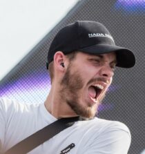 San Holo net worth