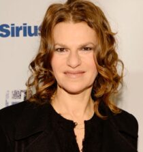 Sandra Bernhard age