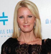 Sandra Lee age