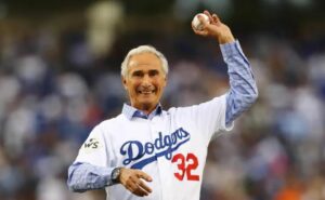 Sandy Koufax Net worth, Age: Bio-Wiki, Kids, Wife, Weight 2022 - The