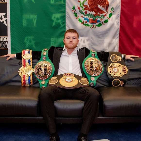 Santos Saul Alvarez Barragan weight