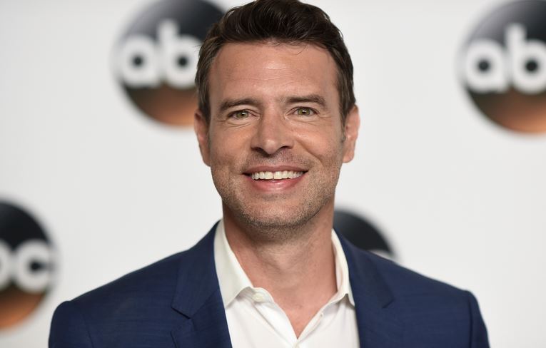 Scott Foley age