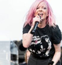 Shirley Manson net worth