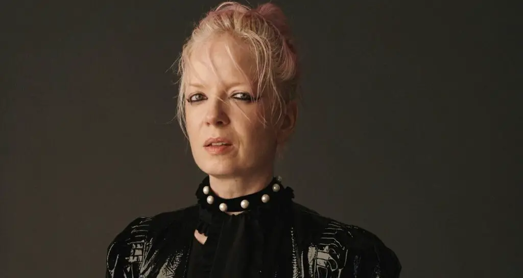Shirley Manson Net worth, Age: Wife, Weight, Kids, Bio-Wiki 2024| The
