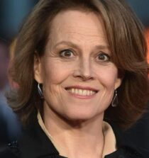 Sigourney Weaver weight