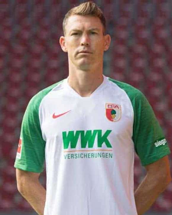 Stephan Lichtsteiner height