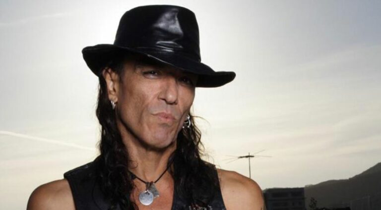 Stephen Pearcy Net worth, Age: Bio-Wiki, Weight, Wife, Kids 2024| The ...