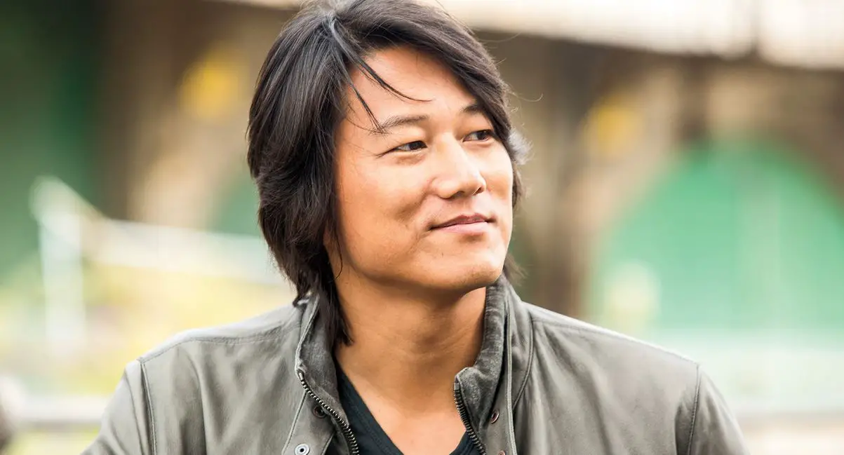 Sung Kang age