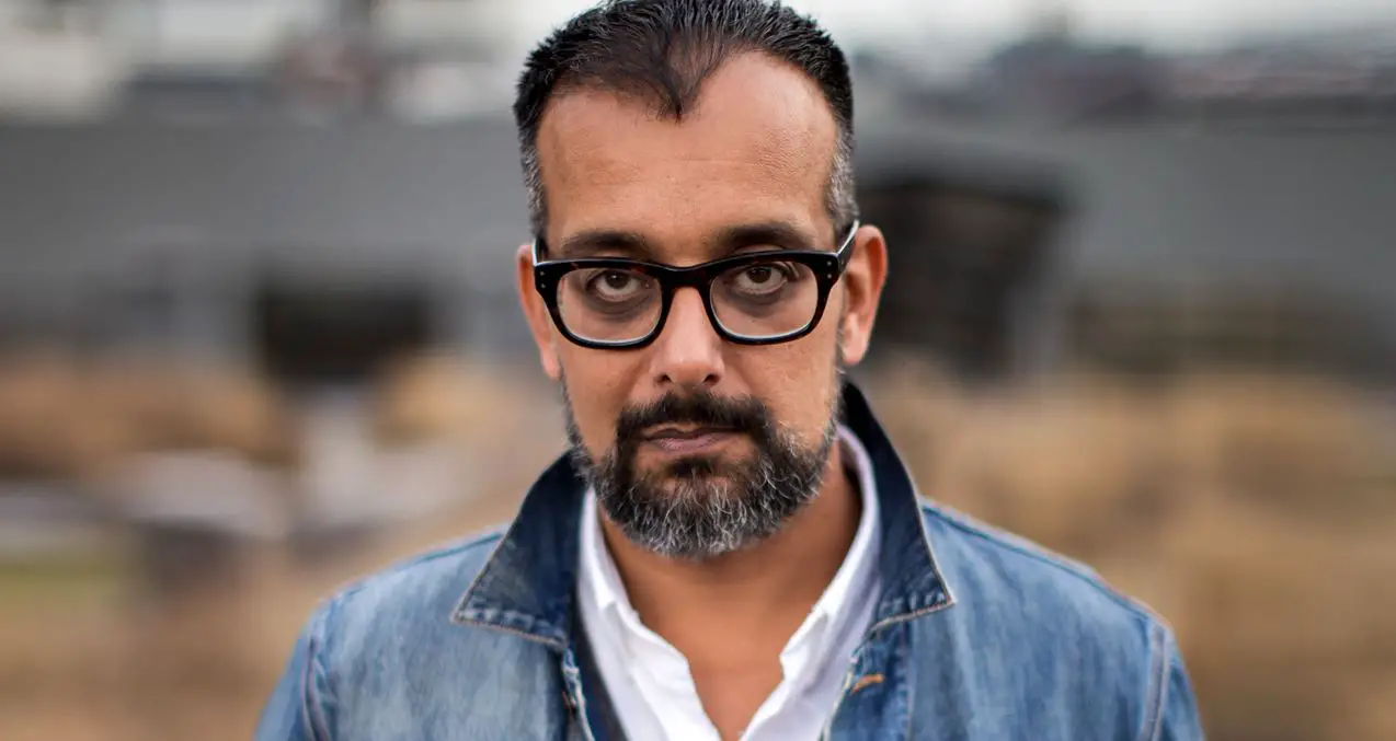 Suroosh Alvi net worth