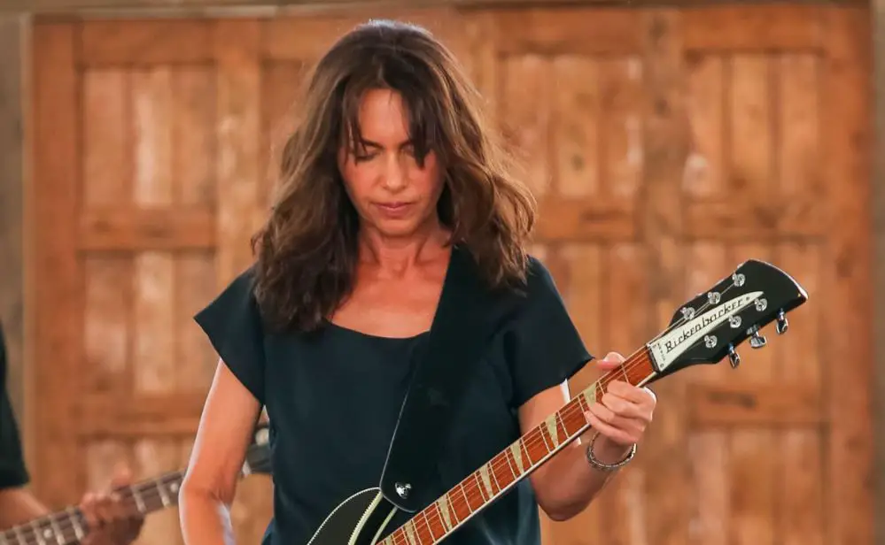 Susanna Hoffs net worth