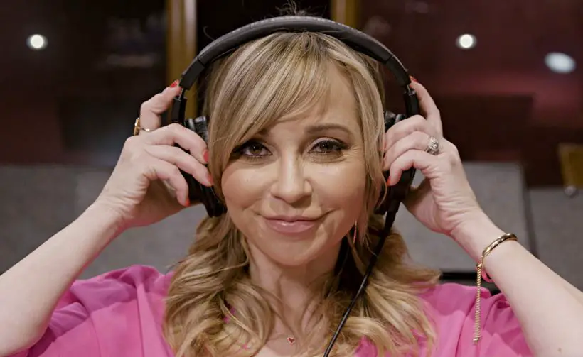 Tara Strong net worth, Age, Kids, Weight, BioWiki, Husband 2024 The