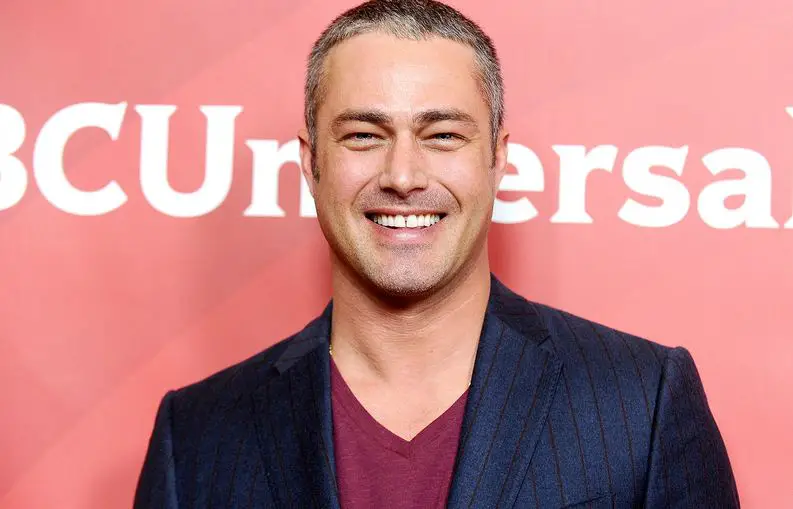 Taylor Kinney net worth