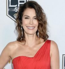 Teri Hatcher net worth