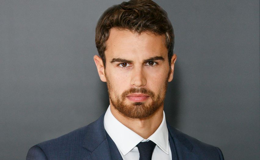 Theo James weight